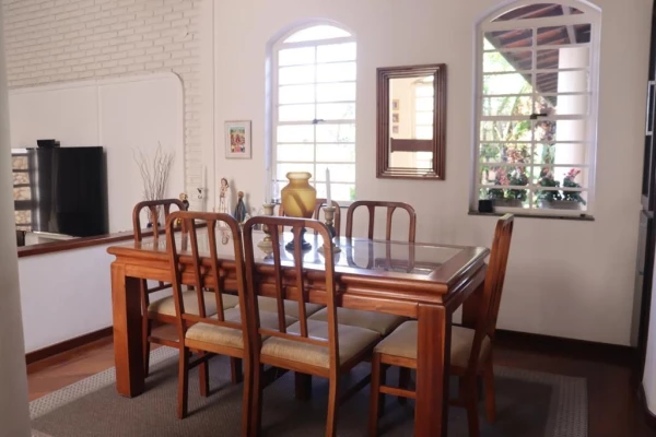Foto 3: Sobrado com 4 dormitórios à venda, 350 m² por R$ 950.000 - Granja Bela Vista - Taubaté/SP