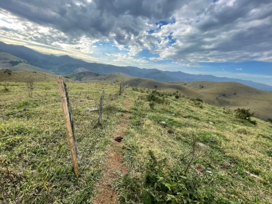 Foto 1: Terreno à venda, 3660 m² por R$ 75.000,00 - Sete Voltas - Taubaté/SP