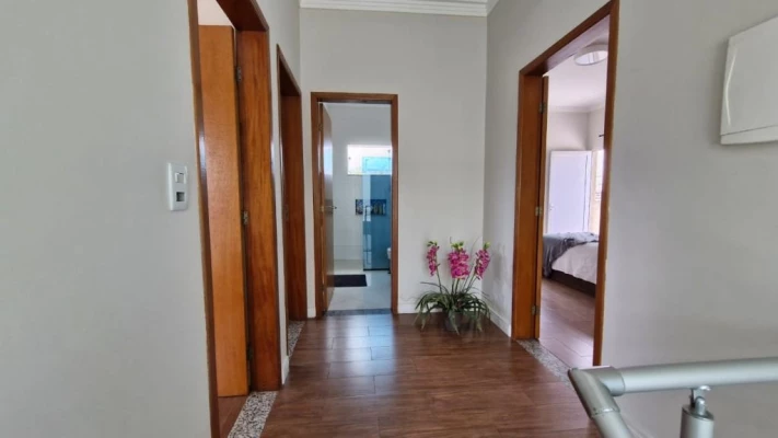 Foto 4: Sobrado com 4 dormitórios à venda, 400 m² por R$ 1.600.000 - Piracangaguá - Taubaté/SP