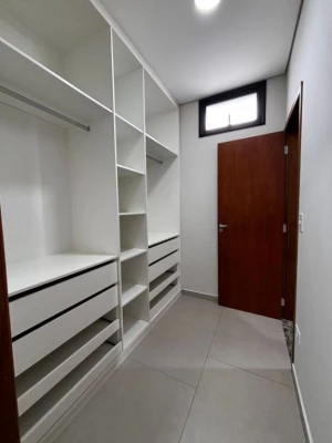 Foto 6: Casa com 3 dormitórios à venda, 160 m² por R$ 1.100.000 - Parque Piracangagua - Taubaté/SP