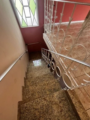 Foto 3: Sobrado com 8 dormitórios à venda, 290 m² por R$ 750.000,00 - Centro - Taubaté/SP