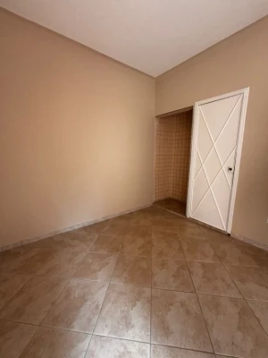 Foto 7: Sobrado com 8 dormitórios à venda, 290 m² por R$ 750.000,00 - Centro - Taubaté/SP