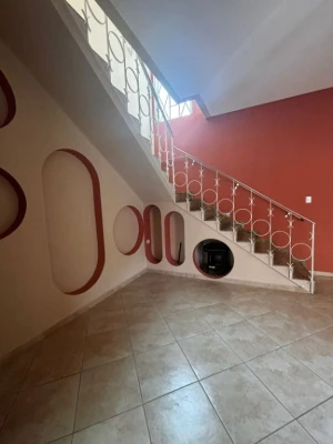 Foto 19: Sobrado com 8 dormitórios à venda, 290 m² por R$ 750.000,00 - Centro - Taubaté/SP