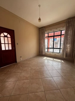 Foto 20: Sobrado com 8 dormitórios à venda, 290 m² por R$ 750.000,00 - Centro - Taubaté/SP