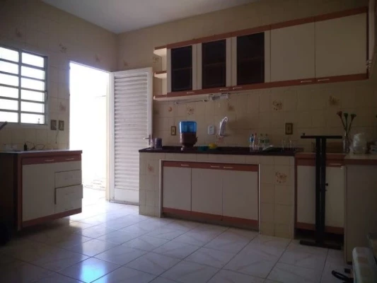 Foto 3: Casa com 2 dormitórios à venda, 176 m² por R$ 450.000,00 - Jardim das Bandeiras - Taubaté/SP