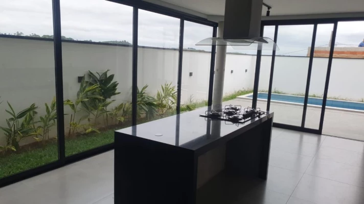 Foto 3: Casa com 3 dormitórios à venda, 192 m² por R$ 1.180.000,00 - Jardim Marlene Miranda - Taubaté/SP