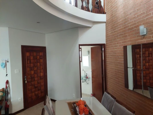 Foto 5: Casa com 2 dormitórios à venda por R$ 800.000,00 - Piracangaguá - Taubaté/SP