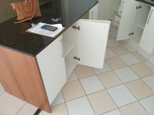 Foto 10: Apartamento com 3 dormitórios para alugar, 76 m² por R$ 3.001,20/mês - Edifício Village Towers - Taubaté/SP