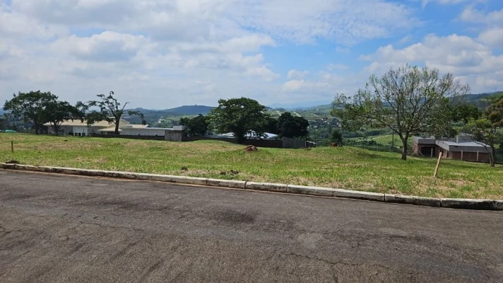 Foto 3: Terreno à venda, 1976 m² por R$ 365.000,00 - Chácara São Félix - Taubaté/SP