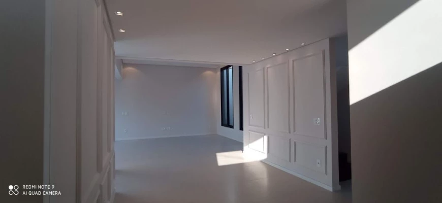 Foto 2: Casa com 4 dormitórios à venda, 270 m² por R$ 1.890.000,00 - Caminho Novo - Taubaté/SP