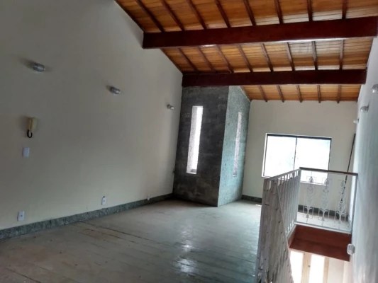 Foto 2: Sobrado com 4 dormitórios à venda, 380 m² por R$ 640.000,00 - Centro - Taubaté/SP