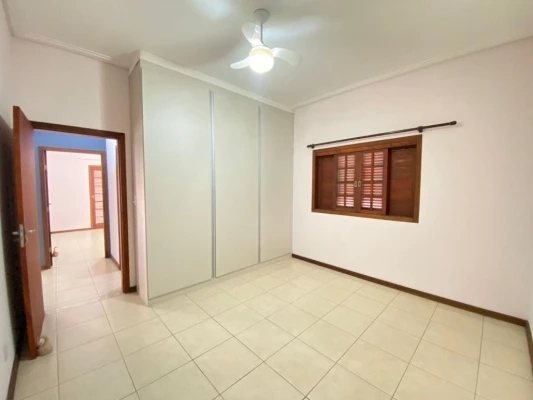 Foto 33: Sobrado com 4 dormitórios à venda, 416 m² por R$ 2.200.000 - Taubaté Village - Taubaté/SP