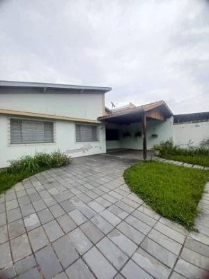 Foto 1: Casa com 3 dormitórios, 200 m² - venda por R$ 550.000,00 ou aluguel por R$ 2.823,17/mês - Jardim Santa Cruz - Taubaté/SP