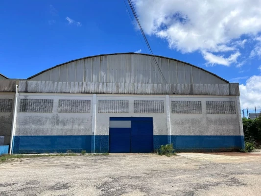 Foto 1: Galpão para alugar, 3330 m² por R$ 34.800,00/mês - Piracangaguá - Taubaté/SP