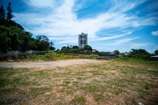 Foto 3: Terreno à venda, 2700 m² por R$ 1.950.000 - Jardim Paulista - Taubaté/SP