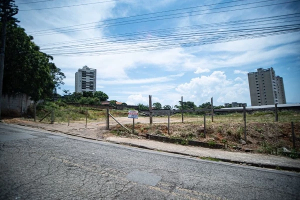 Foto 17: Terreno à venda, 2700 m² por R$ 1.950.000 - Jardim Paulista - Taubaté/SP