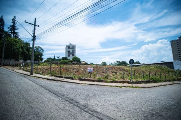 Foto 19: Terreno à venda, 2700 m² por R$ 1.950.000 - Jardim Paulista - Taubaté/SP