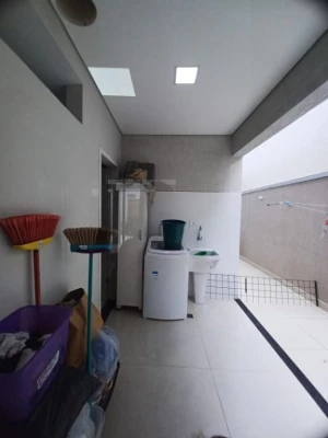 Foto 10: Sobrado com 3 dormitórios à venda, 256 m² por R$ 1.550.000,00 - Bairro dos Guedes - Tremembé/SP