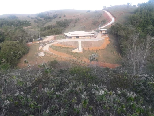 Foto 18: Chácara com 3 dormitórios à venda, 3000 m² por R$ 1.500.000 - Ribeirão Grande - Pindamonhangaba/SP
