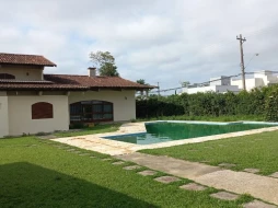 Imagem Casa com 5 dormitórios para alugar, 900 m² por R$ 7.000/mês - Vila Rica - Pindamonhangaba/SP