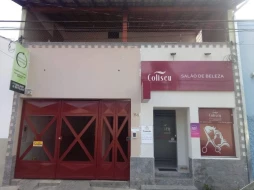 Imagem Sobrado com 2 dormitórios à venda, 444 m² por R$ 1.300.000 - Vila Iapi - Taubaté/SP